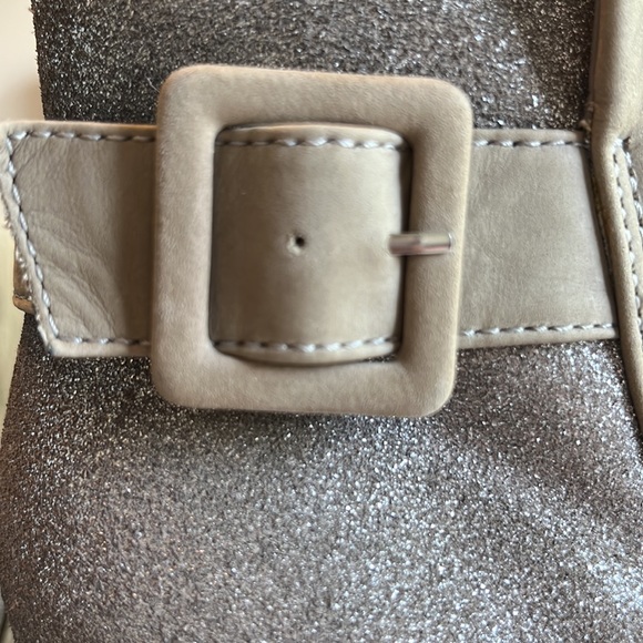 Seychelles “Pounce” Sparkly Gray Leather Booties. Worn one time indoors only. - Picture 13 of 14